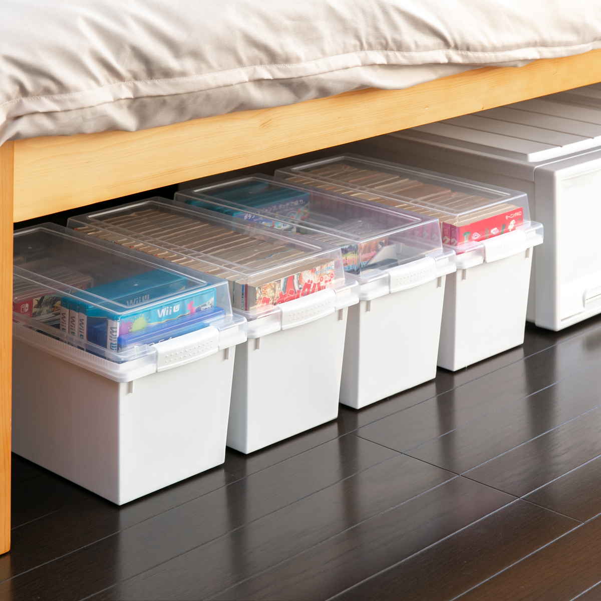 収納ケース メディア収納ボックス DVD・CD・BDケース ( 収納 ボックス ケース プラスチック フタ付き 仕切り板付き 積み重ね スタッキング 収納ボックス 文庫本 新書判 ブルーレイ ふた 蓋 付き 日本製 ) 【ブラウン】 ブラウン