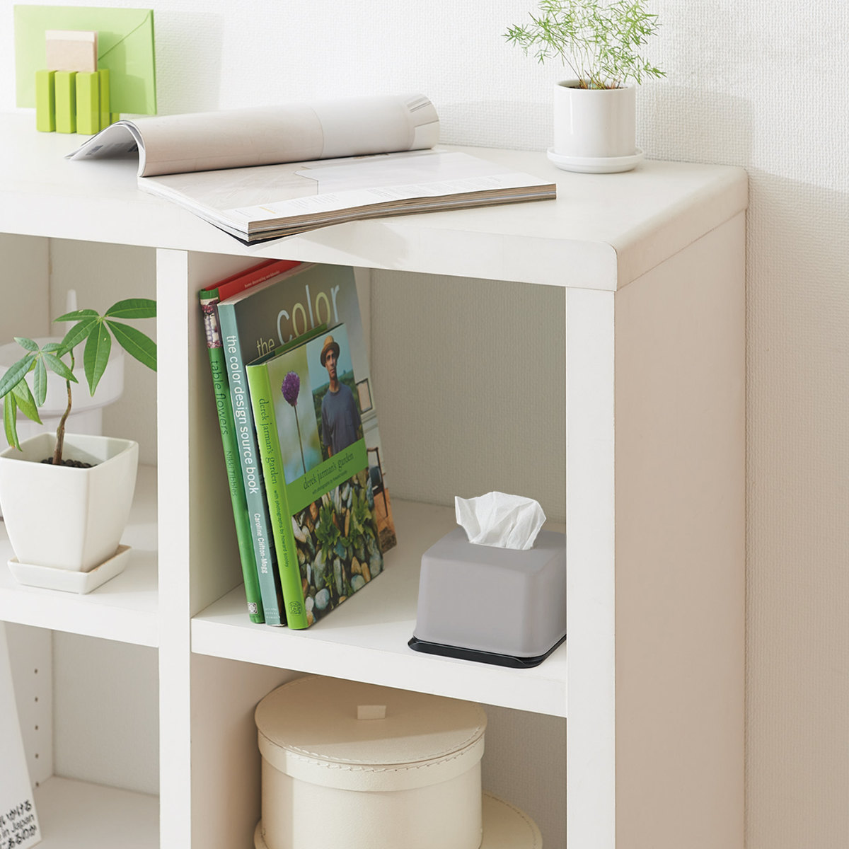 ティッシュケース 同色4個セット 再生材 ハーフティッシュボックス スマホスタンド ( ティッシュ ハーフ ハーフサイズ スマホ スタンド 便利 収納 節約 コンパクト リビング キッチン 洗面所 再生プラスチック インテリア 卓上 ) 【ホワイト】 ホワイト