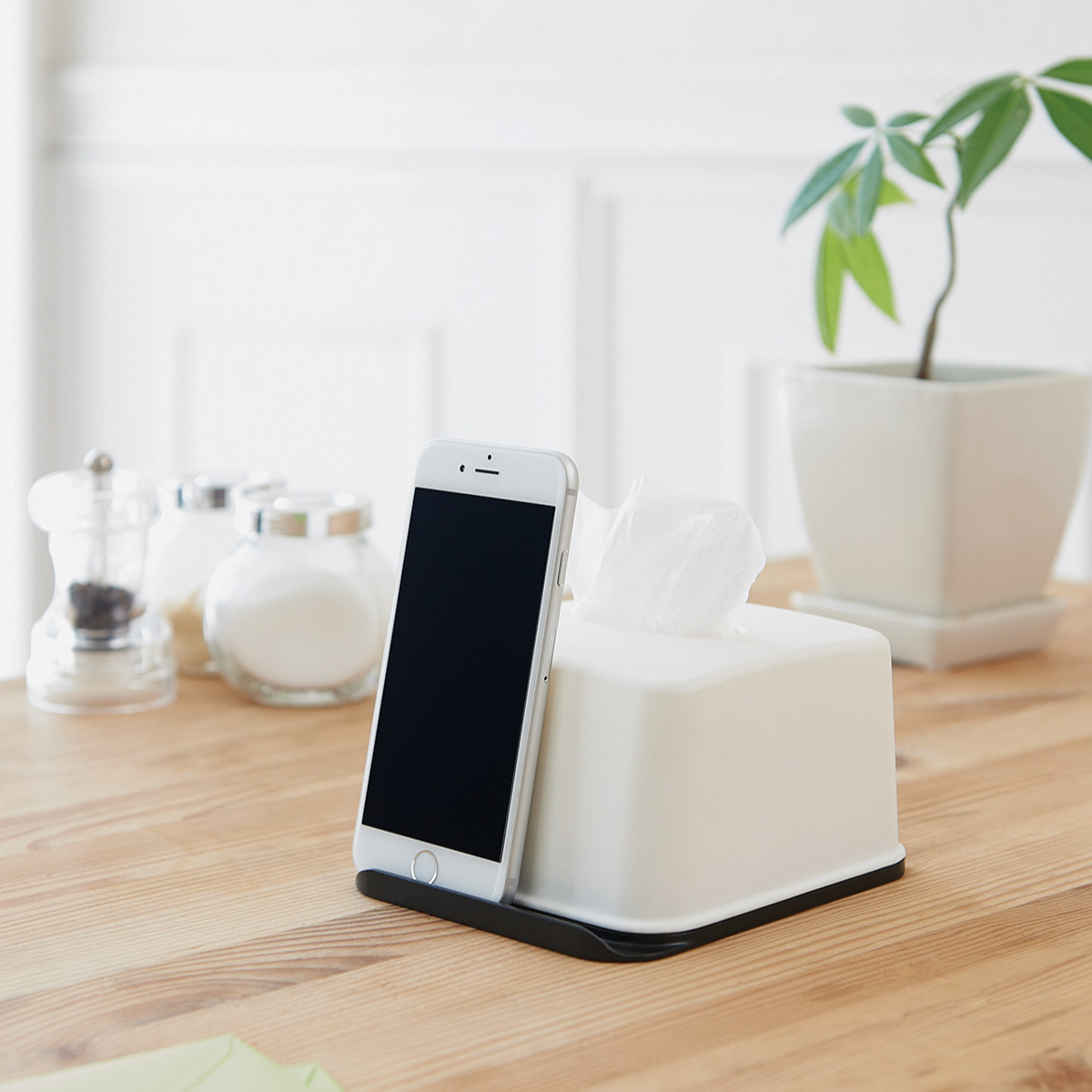 ティッシュケース 同色4個セット 再生材 ハーフティッシュボックス スマホスタンド ( ティッシュ ハーフ ハーフサイズ スマホ スタンド 便利 収納 節約 コンパクト リビング キッチン 洗面所 再生プラスチック インテリア 卓上 ) 【ホワイト】 ホワイト