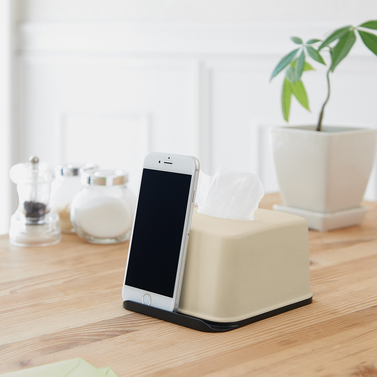 ティッシュケース 同色4個セット 再生材 ハーフティッシュボックス スマホスタンド ( ティッシュ ハーフ ハーフサイズ スマホ スタンド 便利 収納 節約 コンパクト リビング キッチン 洗面所 再生プラスチック インテリア 卓上 ) 【ホワイト】 ホワイト