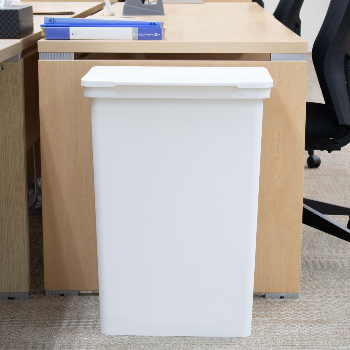 ゴミ箱 52L 屋外でも使えるダストボックス ワイド ライクイット ( ごみ箱 ゴミ袋対応可 ダストボックス ふた付き 分別 横開き ふた like-it ハンドル付き 薄型 奥行スリム DIY ふたを開けたまま固定 2分別 3分別 シンプル ) 【ホワイト】 ホワイト