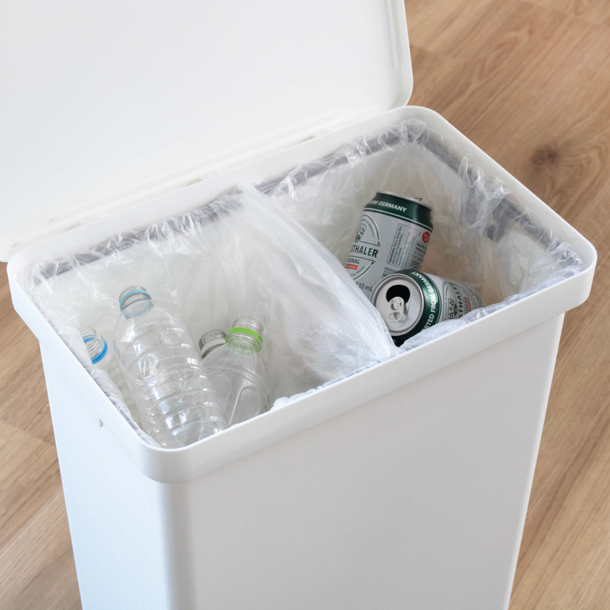 ゴミ箱 52L 屋外でも使えるダストボックス ワイド ライクイット ( ごみ箱 ゴミ袋対応可 ダストボックス ふた付き 分別 横開き ふた like-it ハンドル付き 薄型 奥行スリム DIY ふたを開けたまま固定 2分別 3分別 シンプル ) 【ホワイト】 ホワイト