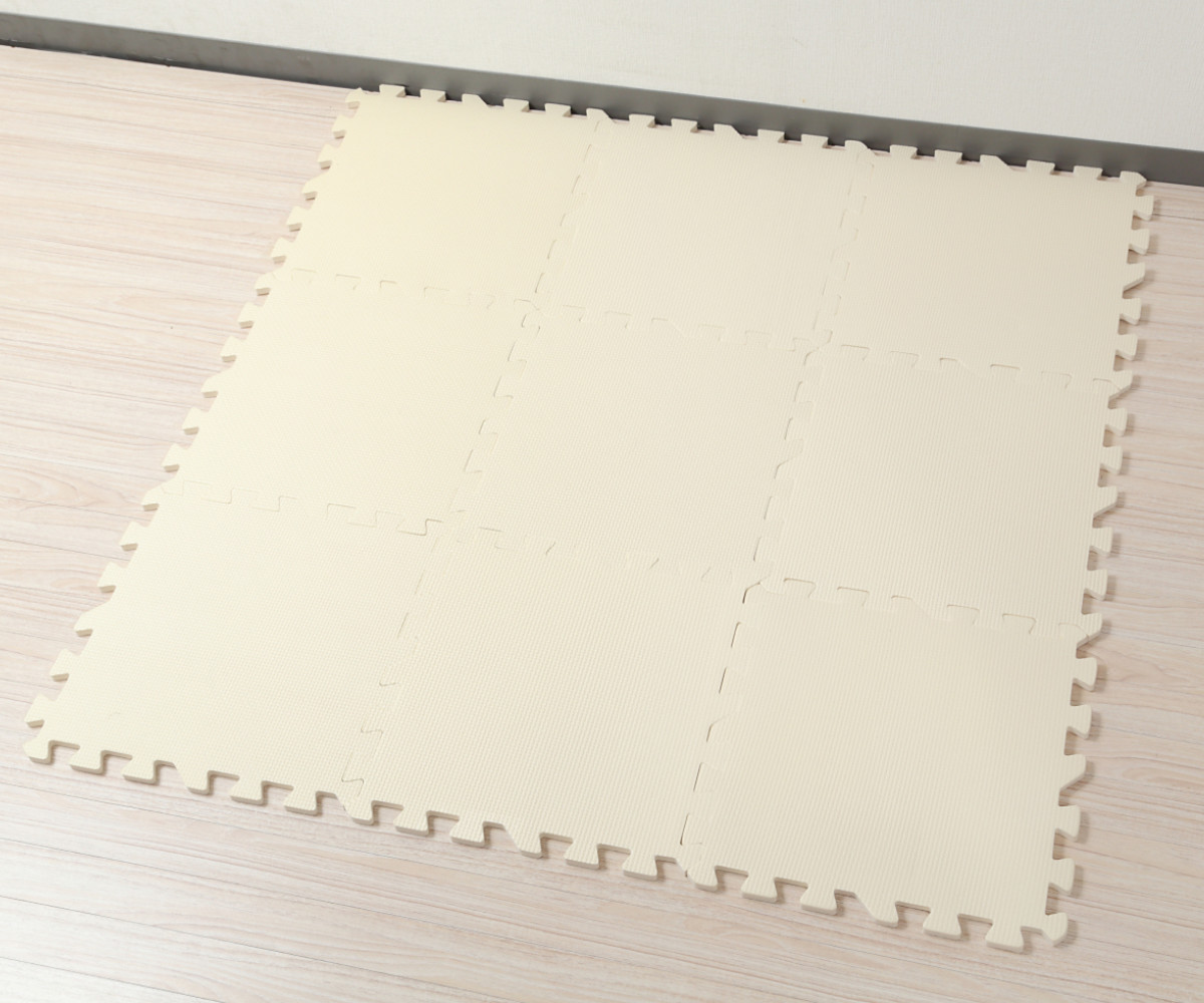 ジョイントマット 9枚入 0.5畳分 防音タイプ 30×30cm ( マット フロアマット 防音マット ジョイント パズルマット 防音 洗える 消臭 滑り止め 子ども お年寄り 高齢 9枚 30cm ) 【ベージュ】 ベージュ