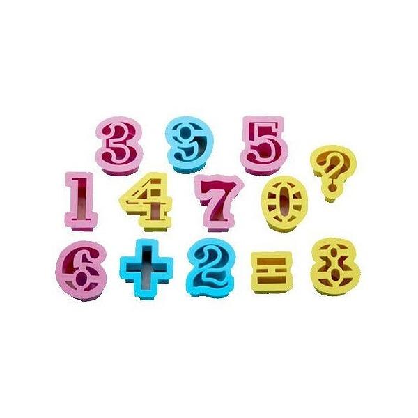 クッキー型 抜き型 数字 13個セット プラスチック製 ( クッキー抜型 クッキーカッター 製菓グッズ 抜型 クッキー抜き型 製菓道具 お菓子作り )