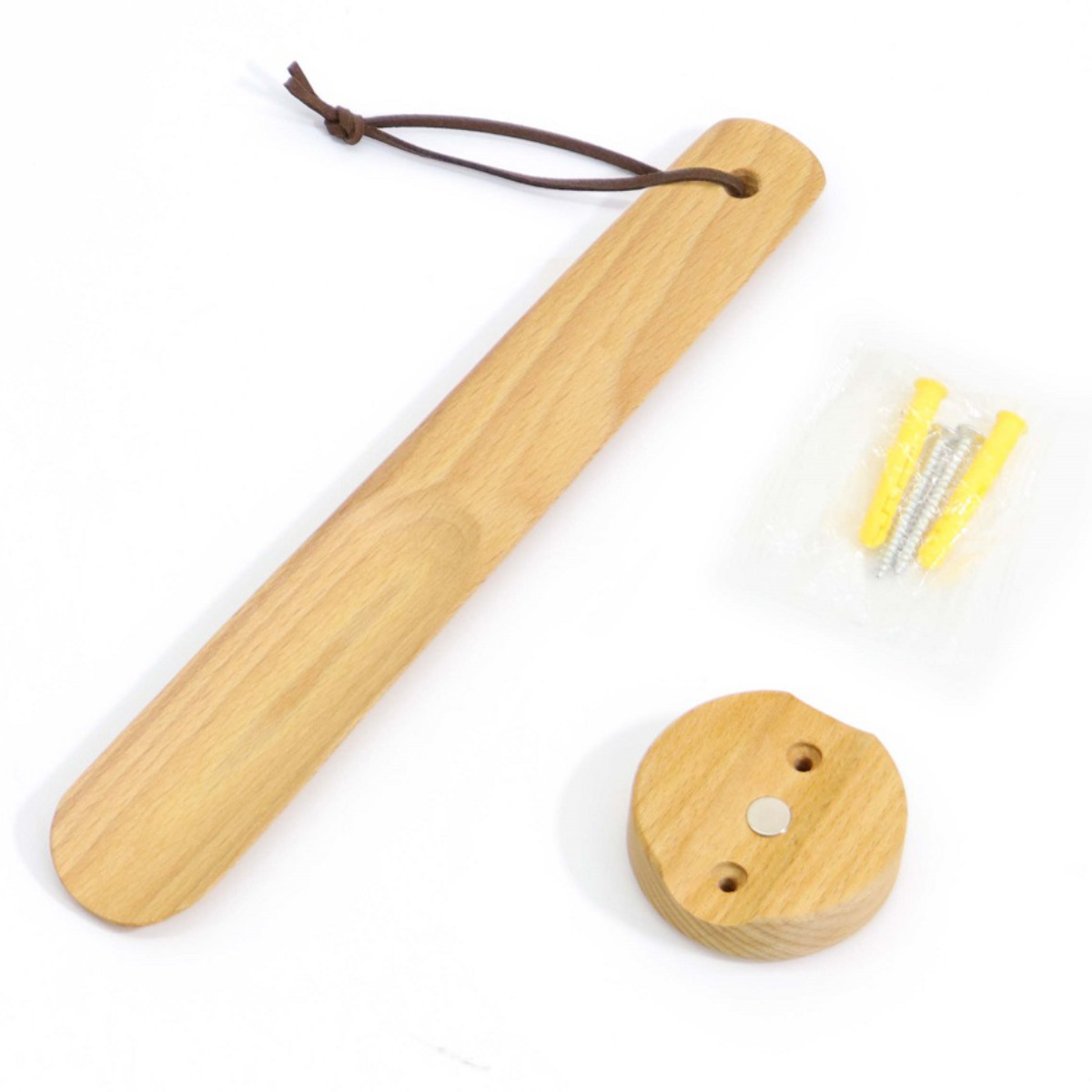 靴べら 26cm マグネットでくっつく靴ベラ 木製 磁石 ( 靴ベラ マグネット 天然木 けやき 欅 長さ26cm 短め ショート コンパクト 壁掛け 粘着テープ ネジ留め 木 シンプル 玄関収納 玄関周り シューズクローク 靴 おしゃれ )