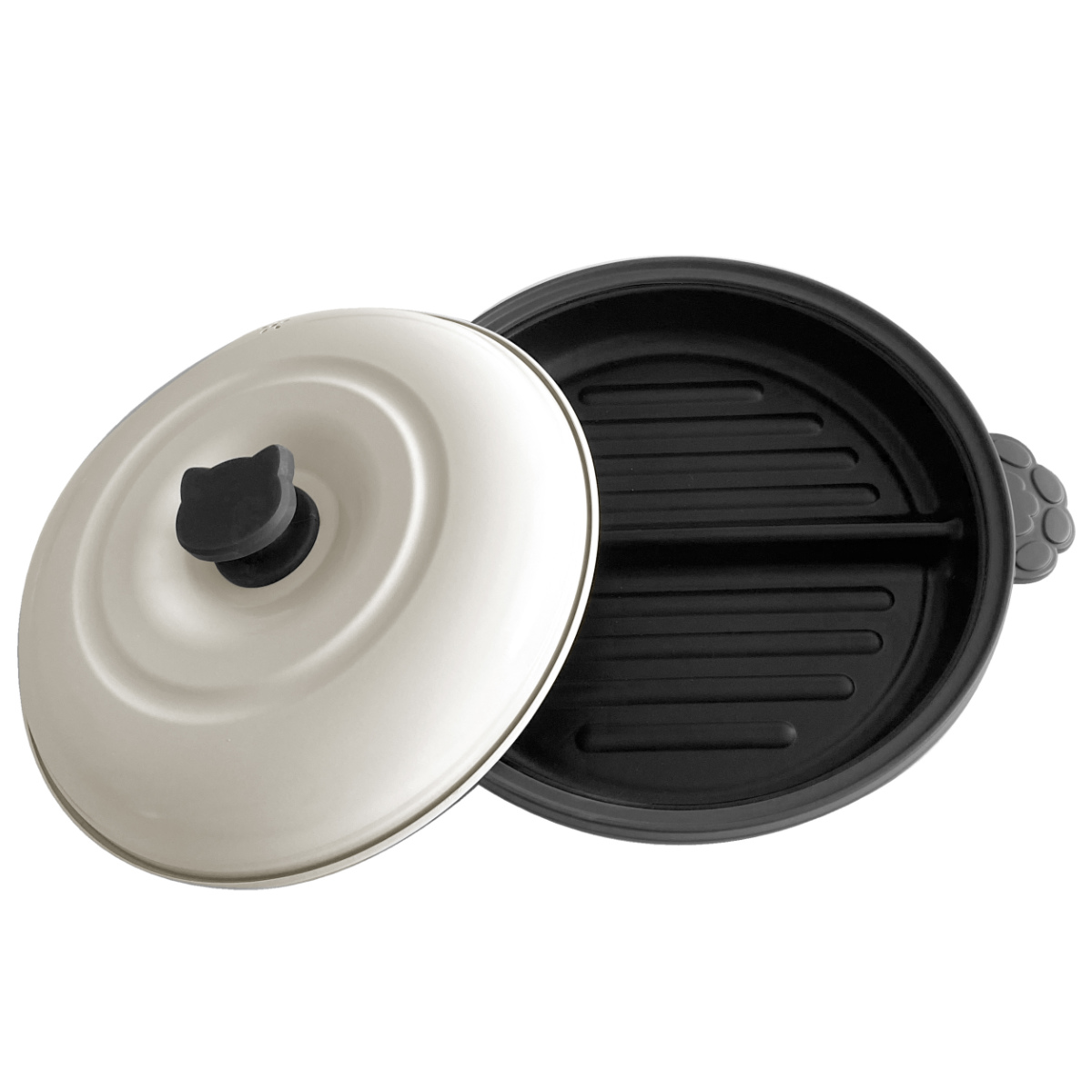 レンジパン 丸型 猫 仕切り付き 電子レンジ調理器 CHEF ( グリルパン 電子レンジ 簡単 焼き魚 魚焼き器 時短調理 電子レンジ専用調理器 アルミ製 フッ素加工 温め直し 焼き目 便利グッズ かわいい ねこ ) 【ブラック】 ブラック